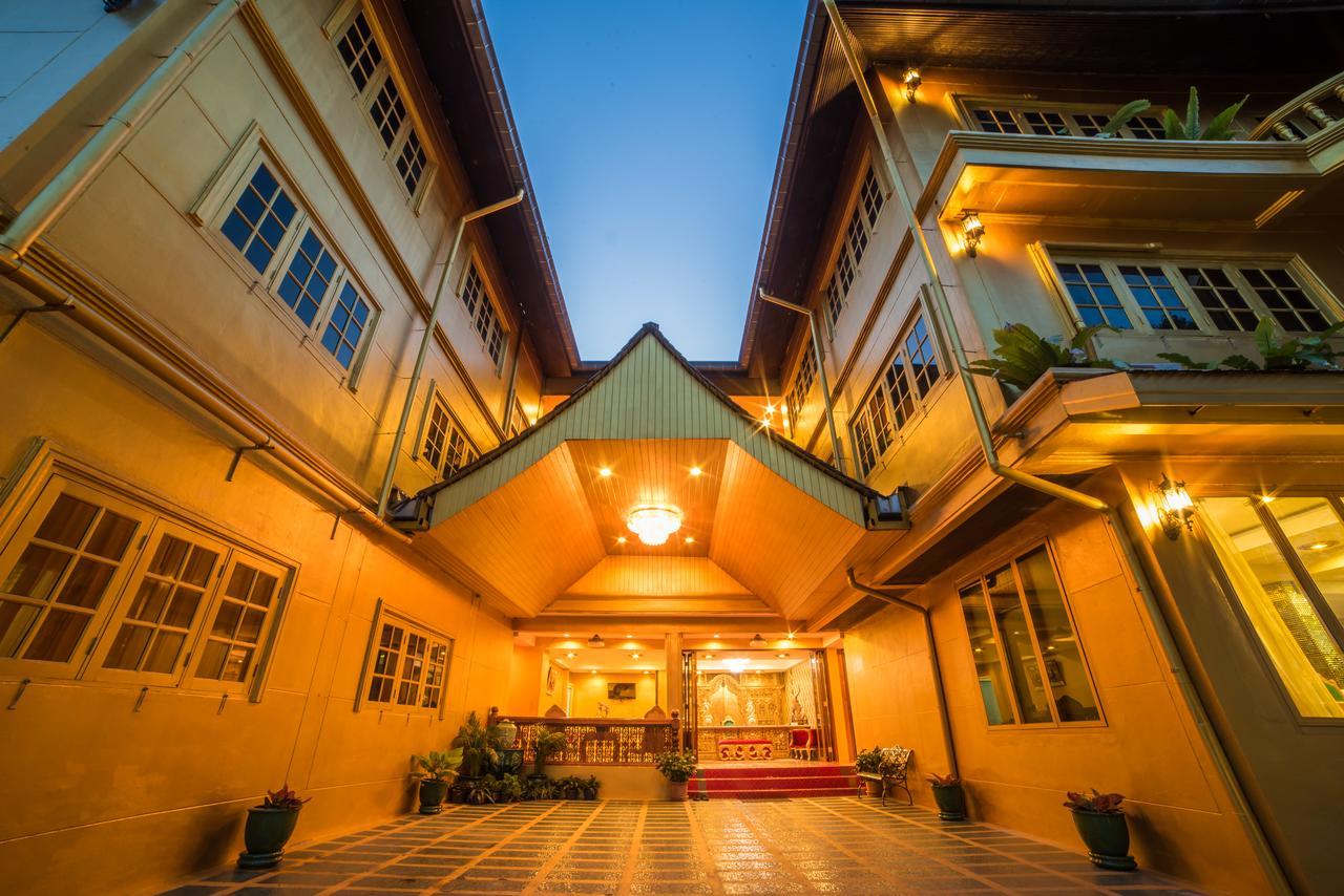 Nakaraj Princess Chiang Rai - Walking Street Hotel Exterior photo